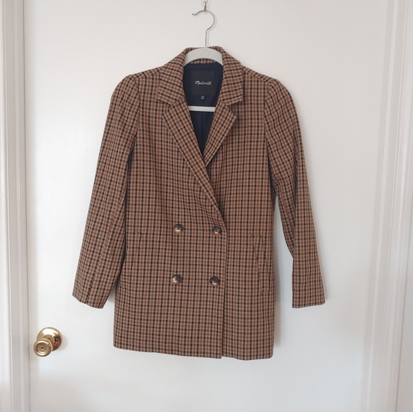 Caldwell Double-Breasted Blazer in Desert Check - Picture 2 of 10